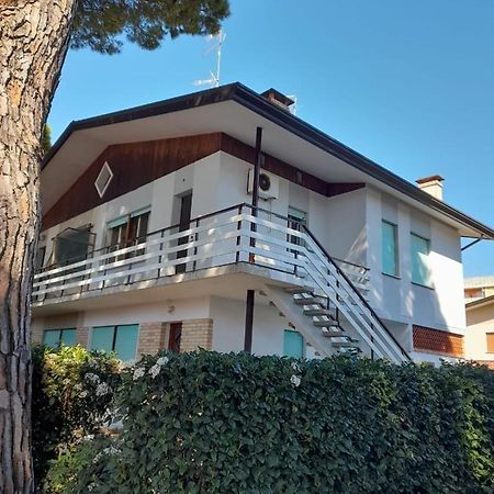 Villa Rossella Bibione Eksteriør billede